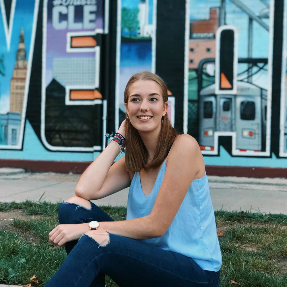 Meet your Posher, Sabrina